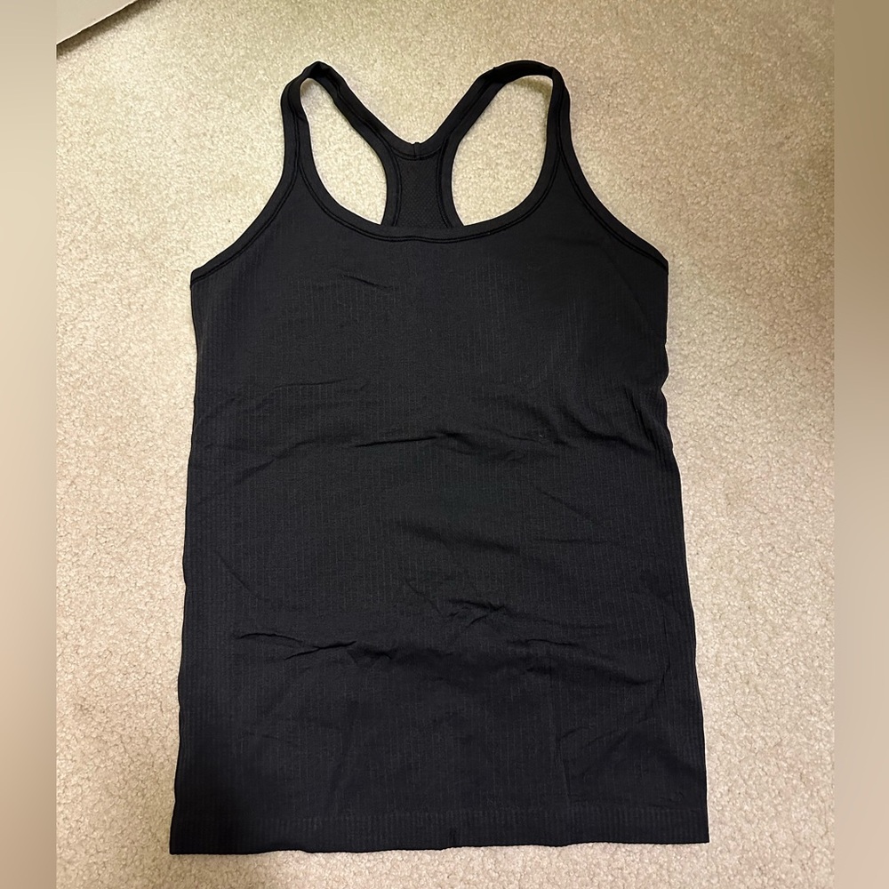 LULULEMON Ebb to Street Tank Top in Size 8
